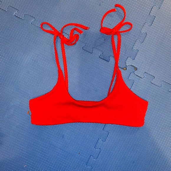 Zaful Medium Shoulder Tie Ribbed Stretch bright red bikini top - Picture 5 of 8